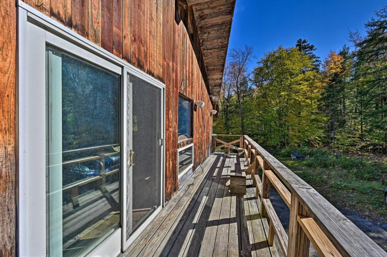 Remote Cabin With Fire Pit 3 Miles To Stowe Mtn! ภายนอก รูปภาพ